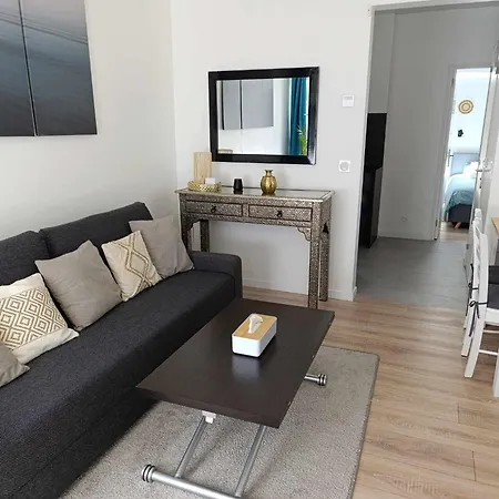 Apartment Jolie Petite Maison à Paris